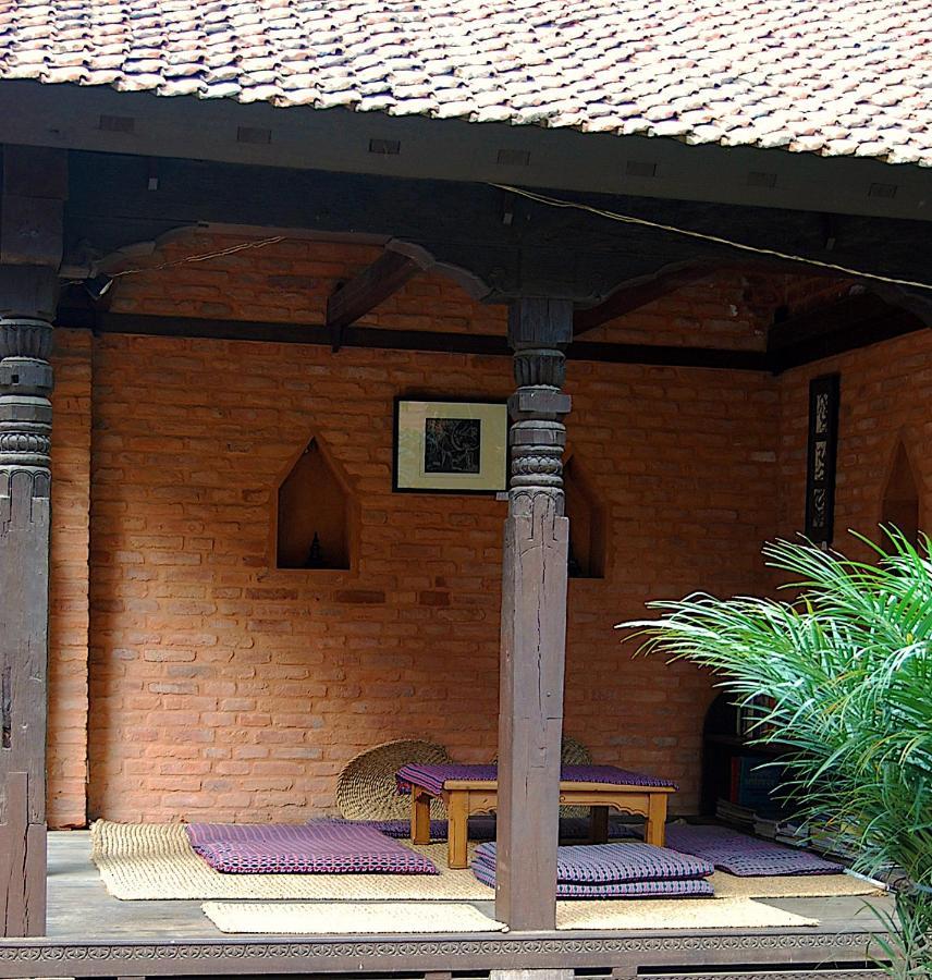 Newa Chen Historic House Unesco Hotel Lalitpur Buitenkant foto